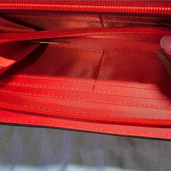 Jafra New textured zippered vegan leather wallet - Picture 7 of 8